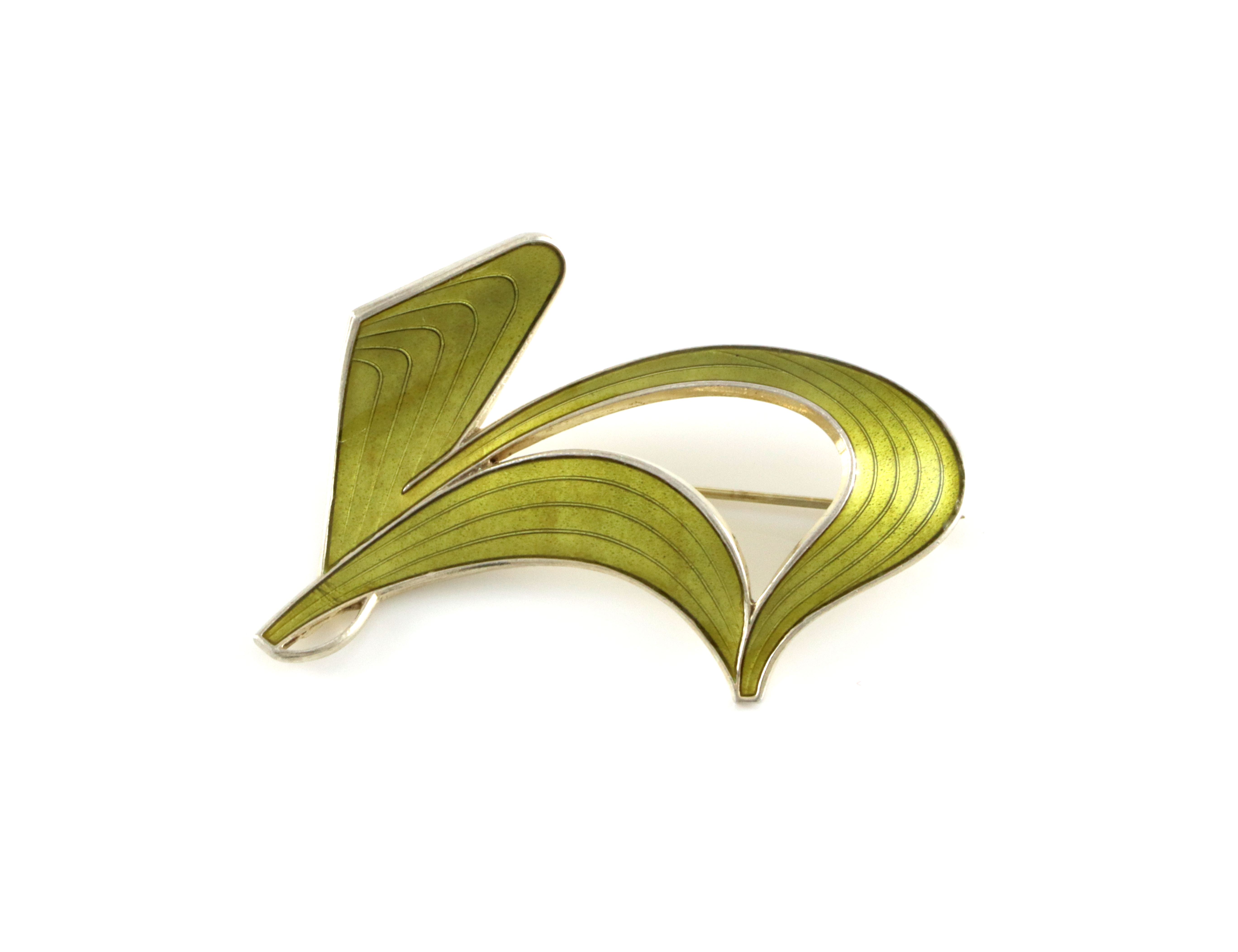 Emaljert brosje i sølv